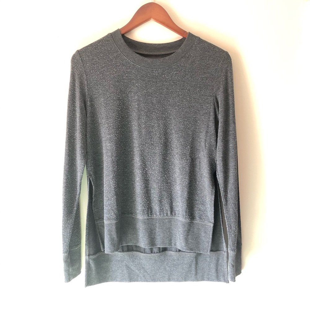 Alo Yoga Sweatshirt